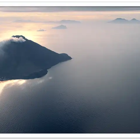 Mar Tirreno, Sicilia, Isole Eolie, Stromboli / Luca Tamagnini Catalogo 1987-004
